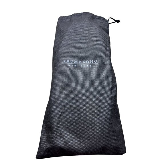 Trump Soho New York Mens Plush Slippers With Bag - Picture 4 of 4